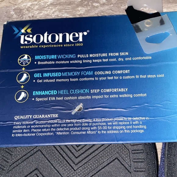 BRAND NEW Isotoner Extended Sizes Moisture Wicking Memory Foam Slippers - Picture 6 of 6